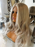 Christina - blonde on blonde platinum bodywave centre part