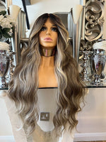 QUEEN BEY Blonde Lace Front Wig Centre Part Balayage