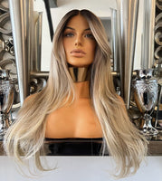 Mandy - blonde Lace Front Wig Ash Blonde Fringe