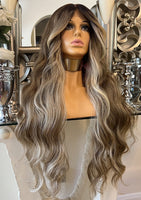 QUEEN BEY Blonde Lace Front Wig Centre Part Balayage