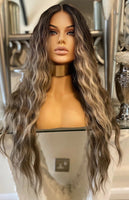 Beyoncé Nenil Centre Part Curly Brown Wig Blonde Face Framing