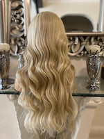 Blonde Lace Front Wig Transparent Lace Wig Wavy Blonde Wig Centre Part Lace Wig